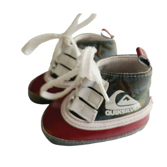 Quiksilver Soft‎ Baby Booties Size 0-6 Months - Picture 1 of 6